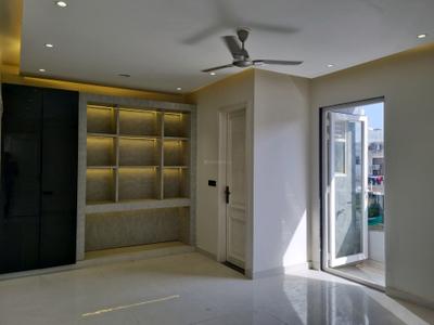 Bedroom Image of 2500 Sq.ft 5 BHK Independent House for sale in Dwarka Mor New Delhi for Rs. 25000000