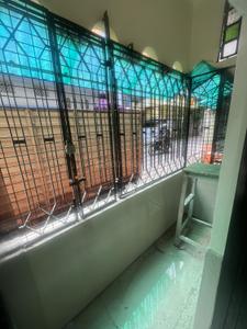 Balcony Image of 950 Sq.ft 2 BHK Apartment / Flat for rent in Bangur Avenue Kolkata for Rs. 17000
