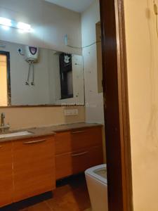 Kitchen Image of 2400 Sq.ft 3 BHK Builder Floor for rent in Sector 46 Noida for Rs. 50000