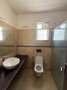 Bathroom Image of 3600 Sq.ft 3 BHK Villa for rent in Mahindra World City Chennai for Rs. 60000