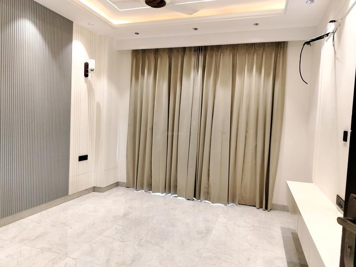 Sector 25, DLF Phase 2 Bedroom 1