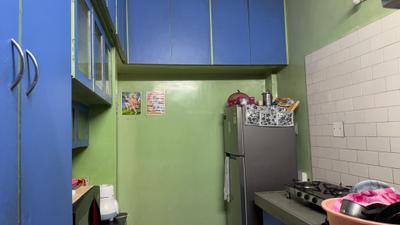 Kitchen Image of 896 Sq.ft 2 BHK Apartment / Flat for sale in  Gangotri Apartments, Vastrapur Ahmedabad for Rs. 6500000