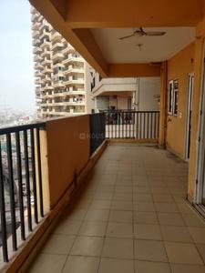 Balcony Image of 1680 Sq.ft 3 BHK Apartment / Flat for sale in Amrapali Crystal Homes Phase 1, Sector 76 Noida for Rs. 22100000