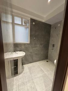 Bathroom Image of 923 Sq.ft 2 BHK Apartment / Flat for sale in Ubber Mews Gate, Aujala Mohali for Rs. 8000000