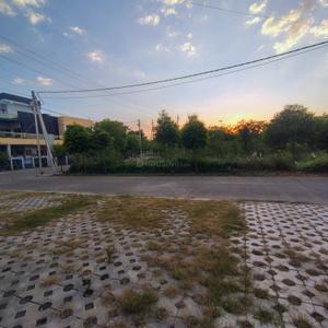 Image of 2800 Sq.ft Residential Plot / Land for sale in Nipania, Indore for Rs. 26600000