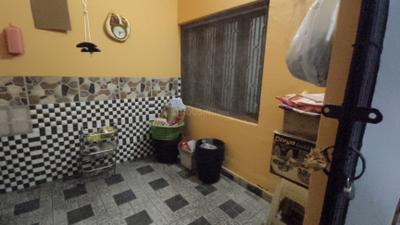 Kitchen Image of 500 Sq.ft 1 BHK Independent House for rent in Alambagh Lucknow for Rs. 6000