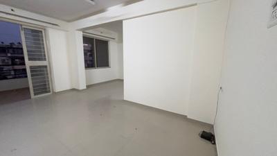 Living Room Image of 1000 Sq.ft 2 BHK Apartment / Flat for rent in Vardhaman Heights Phase2, Rahatani Pune for Rs. 25000