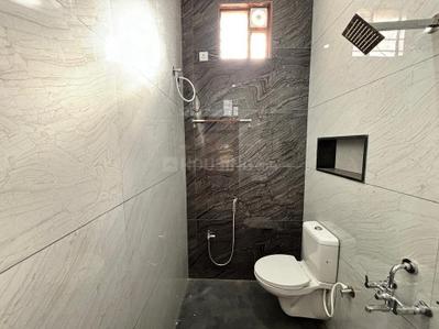 Bathroom Image of 800 Sq.ft 2 BHK Independent House for sale in Madhavaram Milk Colony Chennai for Rs. 3200000