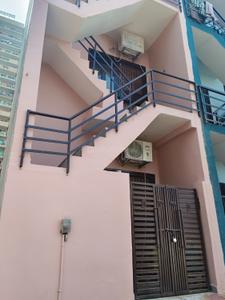 1 RK Independent Builder Floor