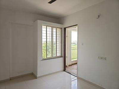 Bedroom Image of 810 Sq.ft 2 BHK Apartment / Flat for rent in Majestique Manhattan, Wagholi Pune for Rs. 19000