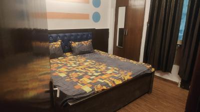 Bedroom Image of 990 Sq.ft 2 BHK Apartment / Flat for sale in Supertech Livingston, Crossings Republik Ghaziabad for Rs. 7000000