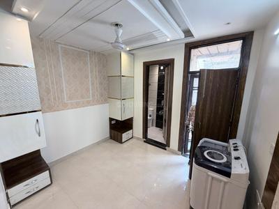 Bedroom Image of 540 Sq.ft 2 BHK Builder Floor for rent in Dwarka Mor New Delhi for Rs. 14500
