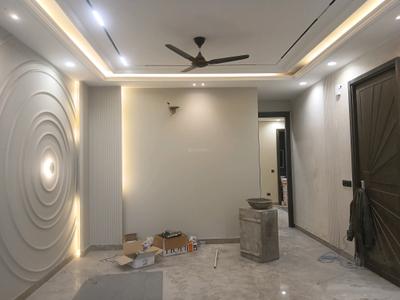 Living Room Image of 1350 Sq.ft 3 BHK Builder Floor for sale in Paschim Vihar New Delhi for Rs. 30000000