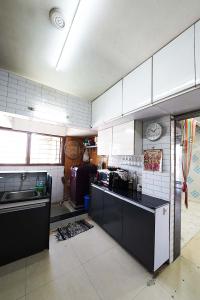 Kitchen Image of 1512 Sq.ft 3 BHK Apartment / Flat for sale in Ghatlodiya Ahmedabad for Rs. 9000000