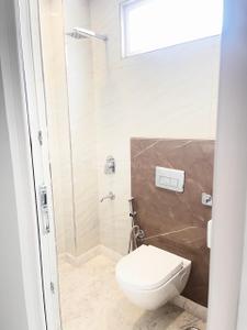 Bathroom Image of 900 Sq.ft 3 BHK Builder Floor for sale in New Rajinder Nagar New Delhi for Rs. 25000000
