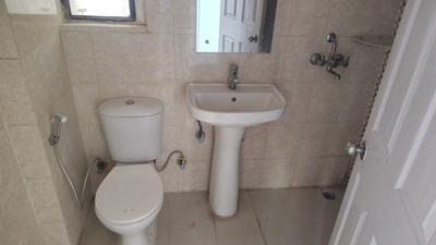 Image of 1340 Sq.ft 2.5 BHK Apartment / Flat for rent in RG Luxury Homes Tower A F And M, Noida Extension, Greater Noida for Rs. 21500