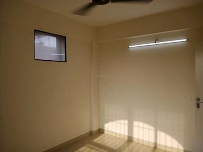 Bedroom Image of 747 Sq.ft 2 BHK Apartment / Flat for rent in Colaba Mumbai for Rs. 100000