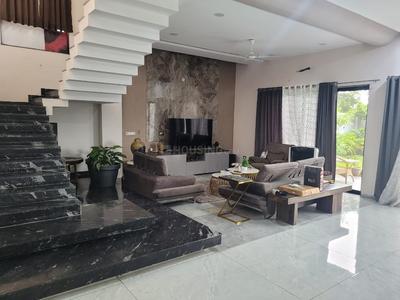Hall Image of 4500 Sq.ft 3 BHK Independent House for sale in DLF Gardencity, Manglia Indore for Rs. 29000000