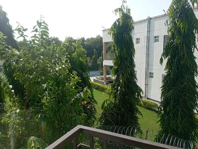 Balcony Image of 675 Sq.ft 2 BHK Apartment / Flat for rent in Bichpuri Agra for Rs. 6000