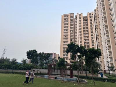 Image of 600 Sq.ft 1.5 BHK Apartment / Flat for sale in Oasis Grandstand, Yeida, Greater Noida for Rs. 7300000