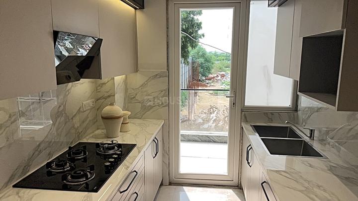 BPTP Astaire Garden Plots Main Image 1