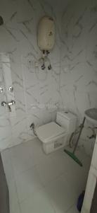 Image of 300 Sq.ft 1 RK Apartment / Flat for rent in Engineers Estate, Patparganj, New Delhi for Rs. 14500