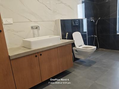 Image of 2100 Sq.ft 4 BHK Apartment / Flat for rent in Affinity White, Alkapuri, Vadodara for Rs. 120000