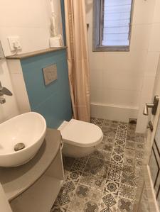 Bathroom Image of 850 Sq.ft 2 BHK Apartment / Flat for rent in Shibpur Howrah for Rs. 23000