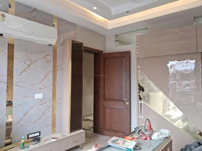 Bedroom Image of 1800 Sq.ft 3 BHK Builder Floor for sale in Kirti Nagar New Delhi for Rs. 40000000