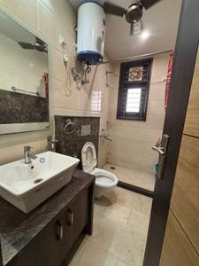 Bathroom Image of 2500 Sq.ft 3 BHK Apartment / Flat for rent in Sector 23 Gurgaon for Rs. 60000