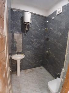Bathroom Image of 1000 Sq.ft 2 BHK Builder Floor for sale in Sahastradhara Road Dehradun for Rs. 5500000