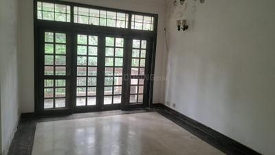 Balcony Image of 4500 Sq.ft 3 BHK Builder Floor for rent in New Friends Colony New Delhi for Rs. 150000