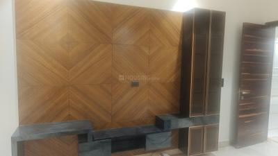 Bedroom Image of 1620 Sq.ft 3 BHK Builder Floor for sale in Azadpur New Delhi for Rs. 28000000
