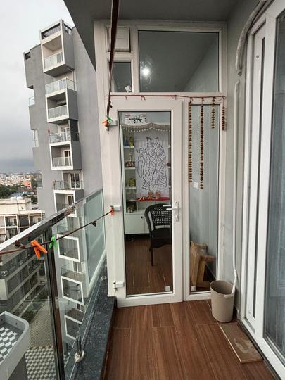 Pearl Central Park Main Image 1