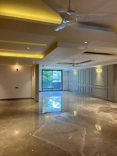 Unitech The Palms Main Image 1