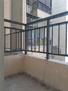 Living Room Image of 950 Sq.ft 2 BHK Apartment / Flat for sale in Jaypee Kosmos, Sector 134 Noida for Rs. 7500000