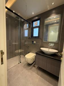 Bathroom Image of 2450 Sq.ft 4 BHK Builder Floor for sale in Sector 46 Gurgaon for Rs. 34500000