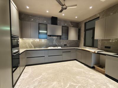 4 BHK Independent Builder Floor