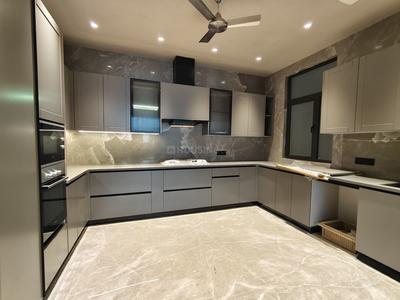 4 BHK Independent Builder Floor