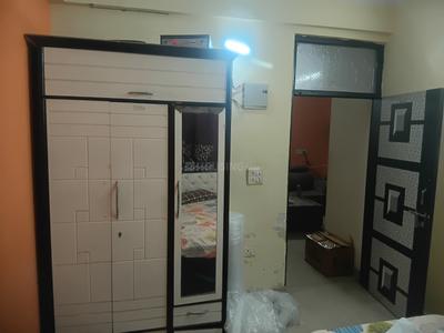 Bedroom Image of 920 Sq.ft 2 BHK Apartment / Flat for sale in Radhey Krishna Apartment, Sector 70 Noida for Rs. 3200000