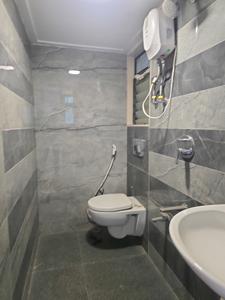 Common Bathroom Image of 655 Sq.ft 1 BHK Apartment / Flat for sale in Sahakar Shree Ram Krishna Garden, Mira Road East Mira Bhayandar for Rs. 7236000