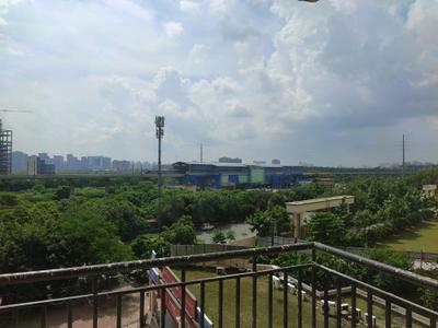 Bedroom Two Image of 1685 Sq.ft 3 BHK Apartment / Flat for sale in Paramount Floraville, Sector 137 Noida for Rs. 20500000
