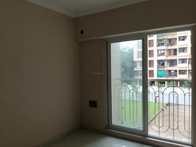 Living Room Image of 999 Sq.ft 2.5 BHK Apartment / Flat for sale in Rosa Gardenia, Kasarvadavali Thane for Rs. 10000000