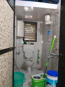 Bathroom Image of 723 Sq.ft 2 BHK Apartment / Flat for sale in HDIL Dheeraj Enclave 3, Borivali East Mumbai for Rs. 22900000