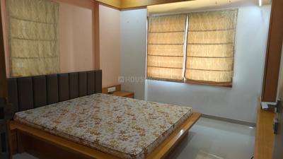 Bedroom Image of 3195 Sq.ft 4 BHK Apartment / Flat for rent in Sheladia Prayag Residency, Bodakdev Ahmedabad for Rs. 115000