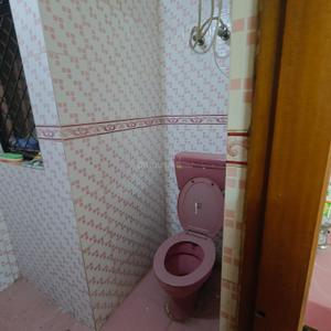 Bathroom Image of 485 Sq.ft 1 BHK Apartment / Flat for rent in DDA Flats Hari Nagar, Hari Nagar New Delhi for Rs. 15000