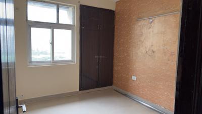 Bedroom Image of 1000 Sq.ft 2 BHK Apartment / Flat for rent in Amrapali Silicon City, Sector 76 Noida for Rs. 29000