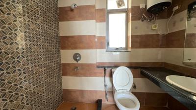 Image of 920 Sq.ft 2 BHK Apartment / Flat for sale in Unitech Uniworld Gardens 2, Sector 47, Gurgaon for Rs. 14800000