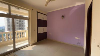 Bedroom Image of 1420 Sq.ft 3 BHK Apartment / Flat for sale in Amrapali Silicon City, Sector 76 Noida for Rs. 14000000
