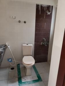 Bathroom Image of 2110 Sq.ft 4 BHK Apartment / Flat for sale in Parker Residency, Sector 61 Sonipat for Rs. 12000000